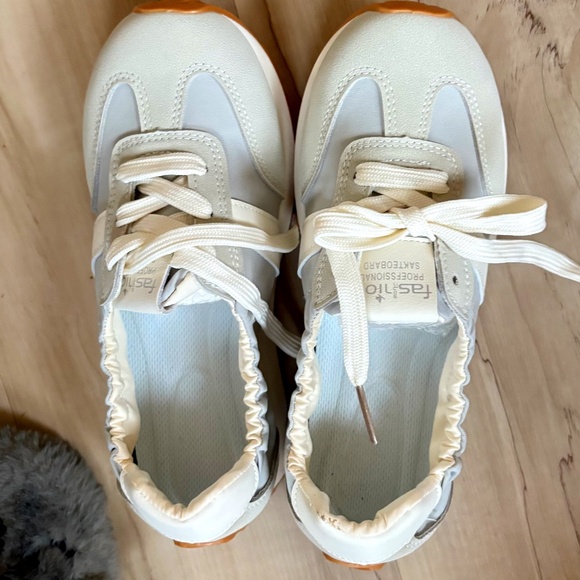 Shoes so comfortable - Picture 1 of 5